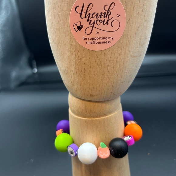 Jewelry - Halloween beaded bracelet